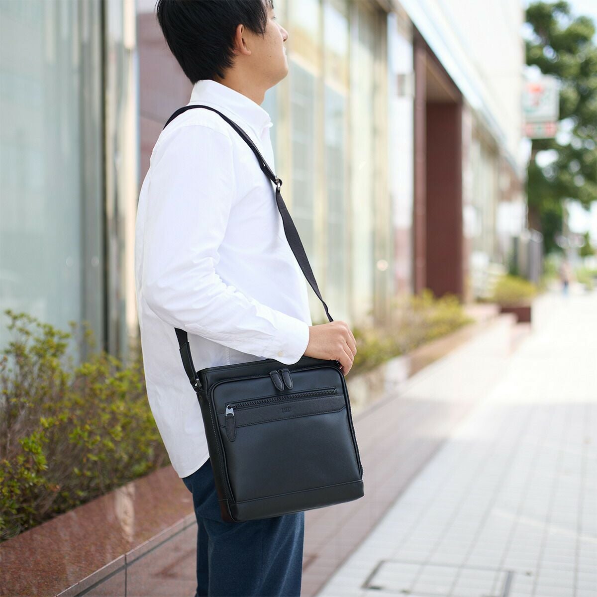 タケオキクチ ショルダーバッグ TAKEO KIKUCHI B5 ニュース TK 縦型