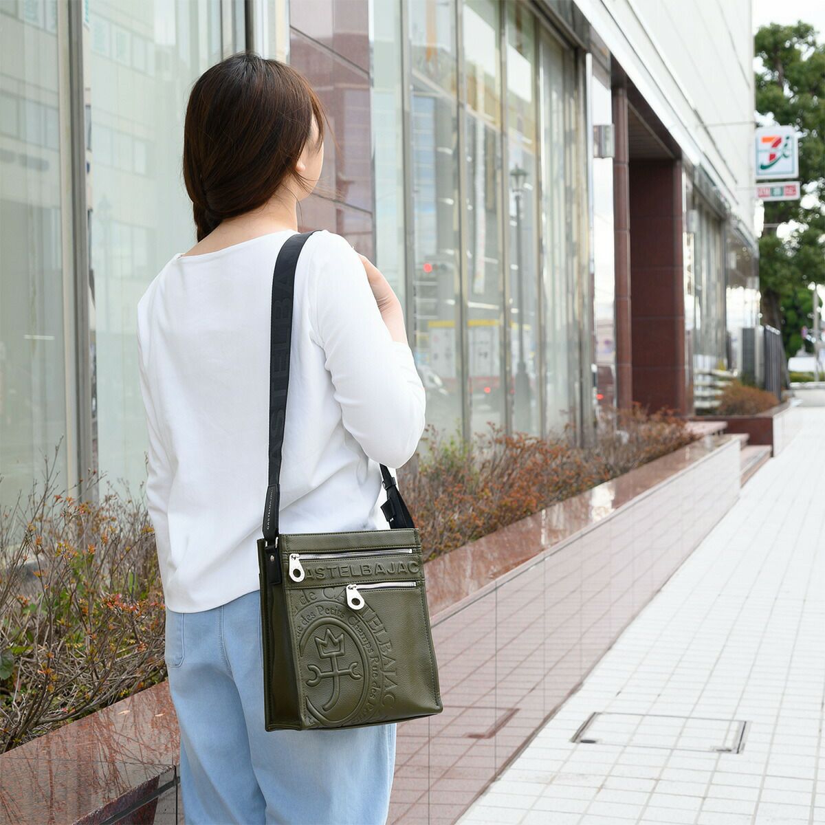 カステルバジャックショルダーバッグ縦型ショルダーバッグCASTELBAJACダナンメンズレディースショルダーバックブランド普段使い旅行お出かけ大人男性女性人気45114