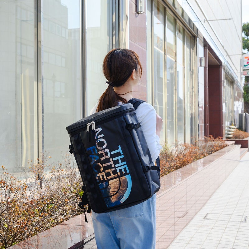 ノースフェイスリュック30LTHENORTHFACEザノースフェイス大容量通学ノベルティBCヒューズボックスメンズレディース男子女子B4A4高校生リュックサック通学リュックザ・ノース・フェイスNM82250