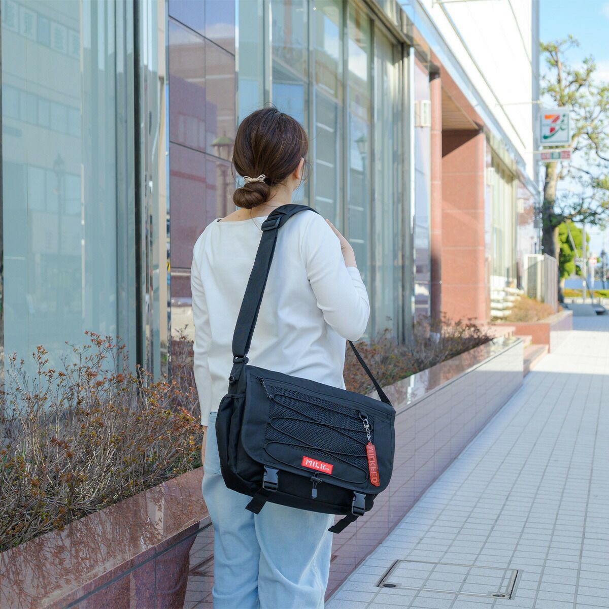 ミルクフェドショルダーバッグMILKFED.メッセンジャーバッグDAILYMESSENGERBAGメッセンジャーレディース女子中学生高校生大学生通学大きめ大容量旅行おしゃれ人気ブランド103251053011