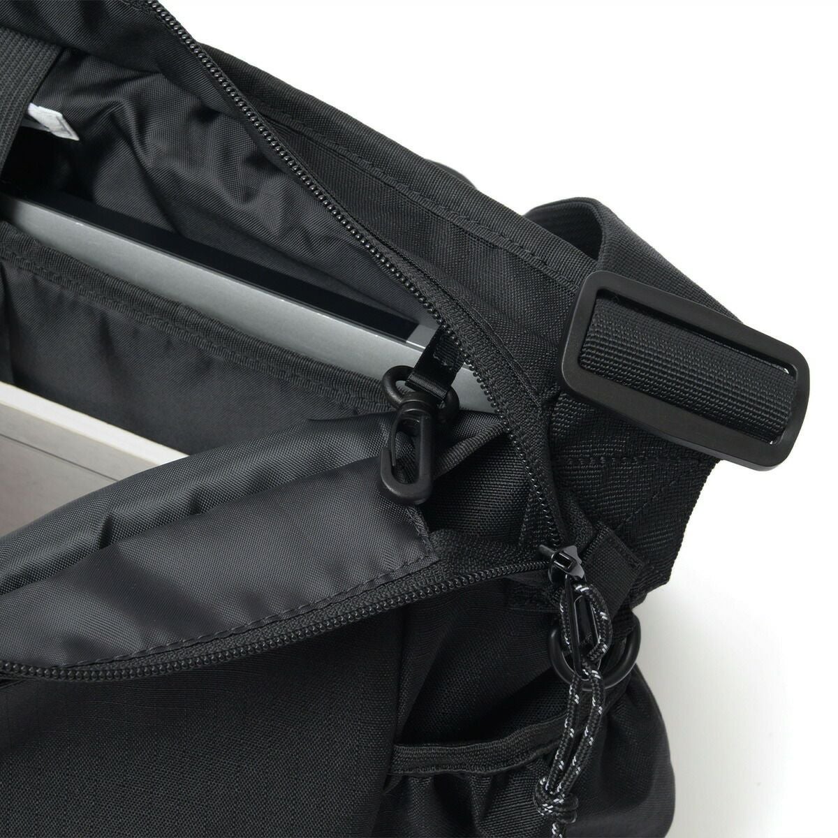 ミルクフェドショルダーバッグMILKFED.メッセンジャーバッグDAILYMESSENGERBAGメッセンジャーレディース女子中学生高校生大学生通学大きめ大容量旅行おしゃれ人気ブランド103251053011