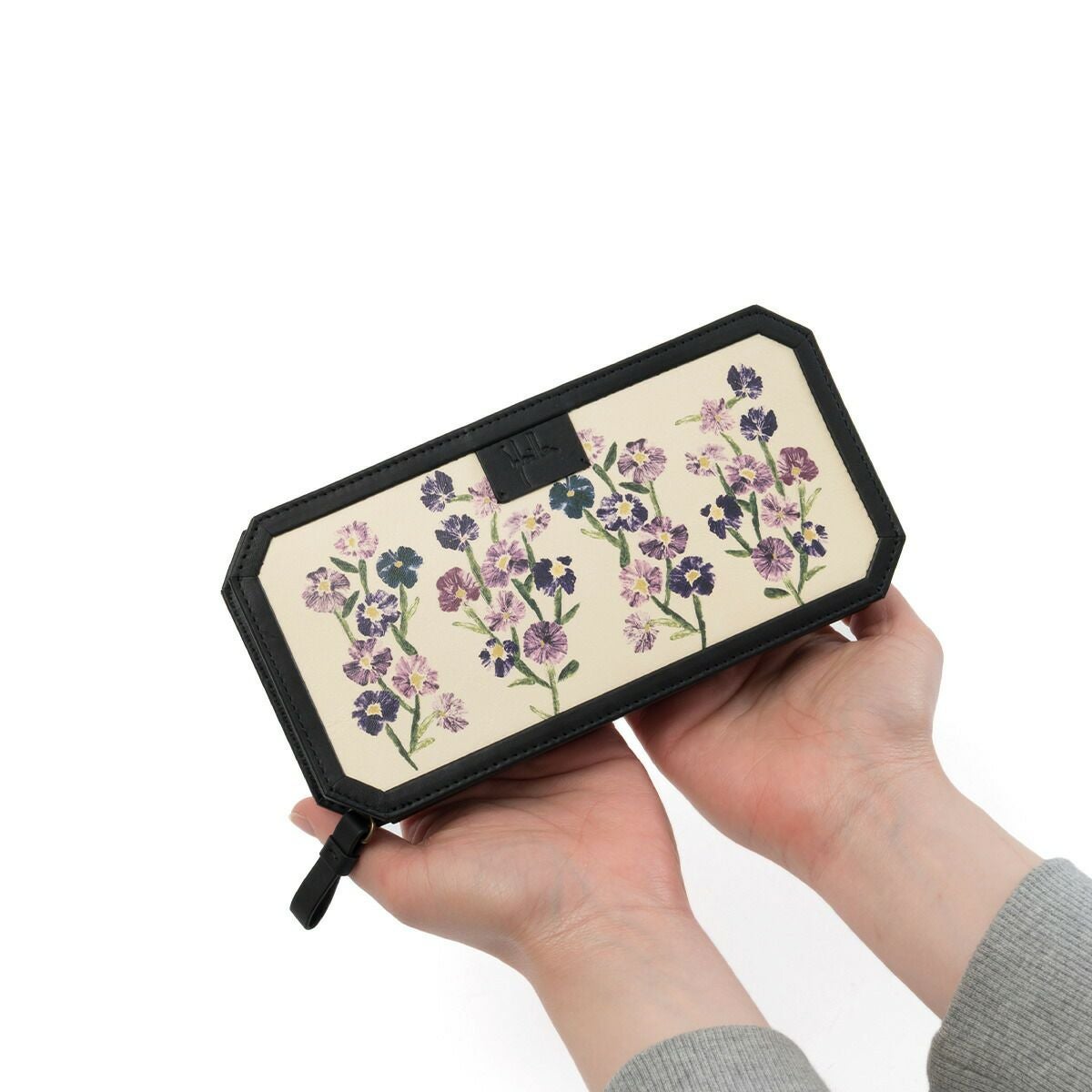 シビラ財布sybilla長財布アルマラウンドファスナー型女性レディースブランド大容量牛革おしゃれかわいい5470523