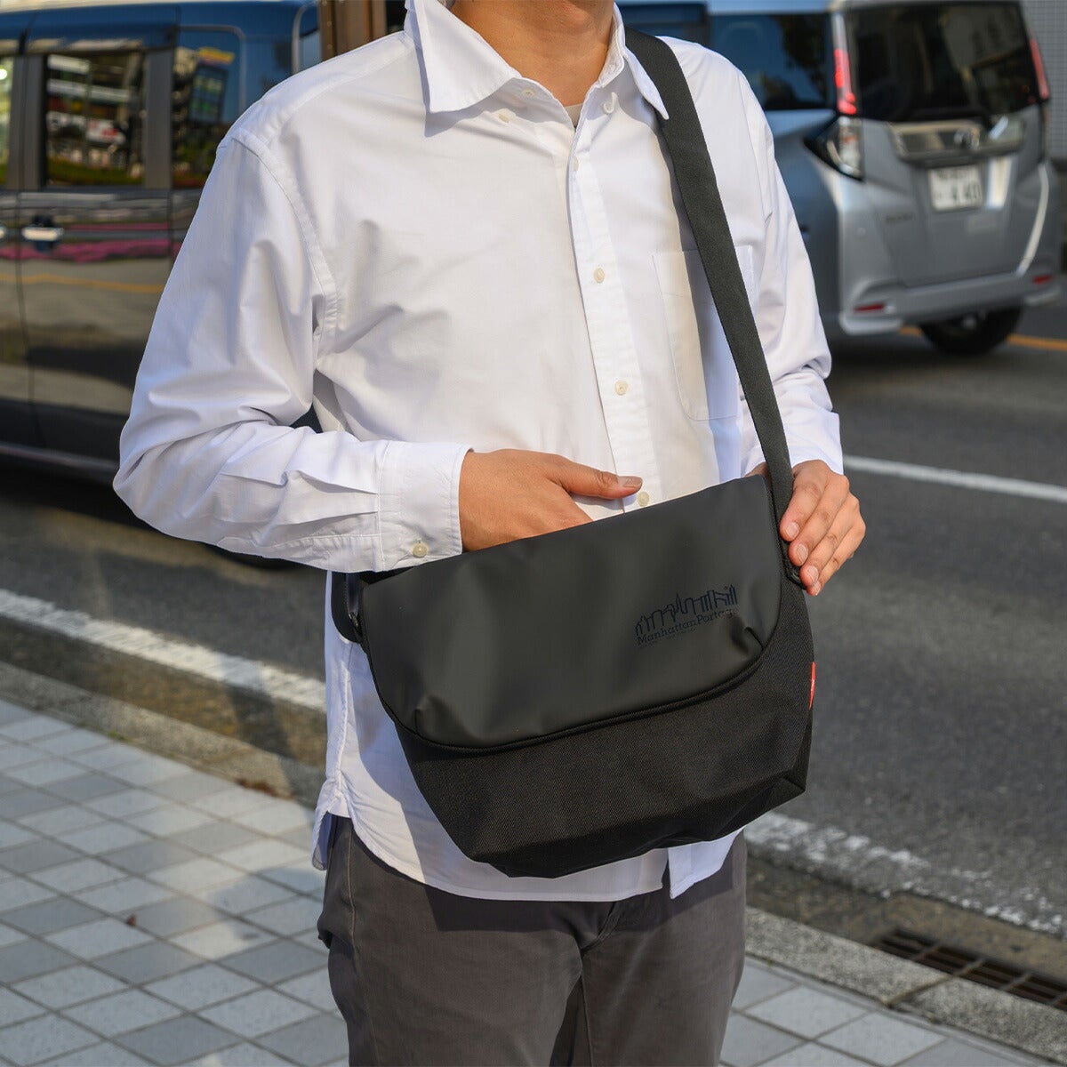 マンハッタンポーテージショルダーバッグB5ManhattanPortageメンズレディース大容量ブランド斜めがけ斜め掛け大人人気ベジレザー防水NylonMessengerVEGLeather