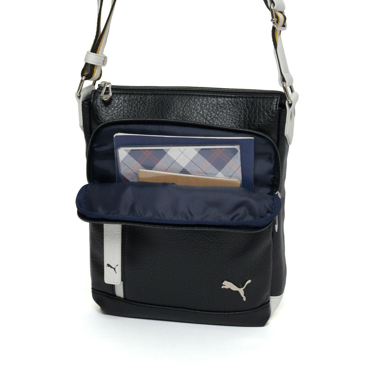 PUMAショルダーバッグタテ型プーマバッグメンズレディースショルダー斜め掛けななめ掛けカジュアル普段使い人気スポーツシンプルおしゃれJ20315