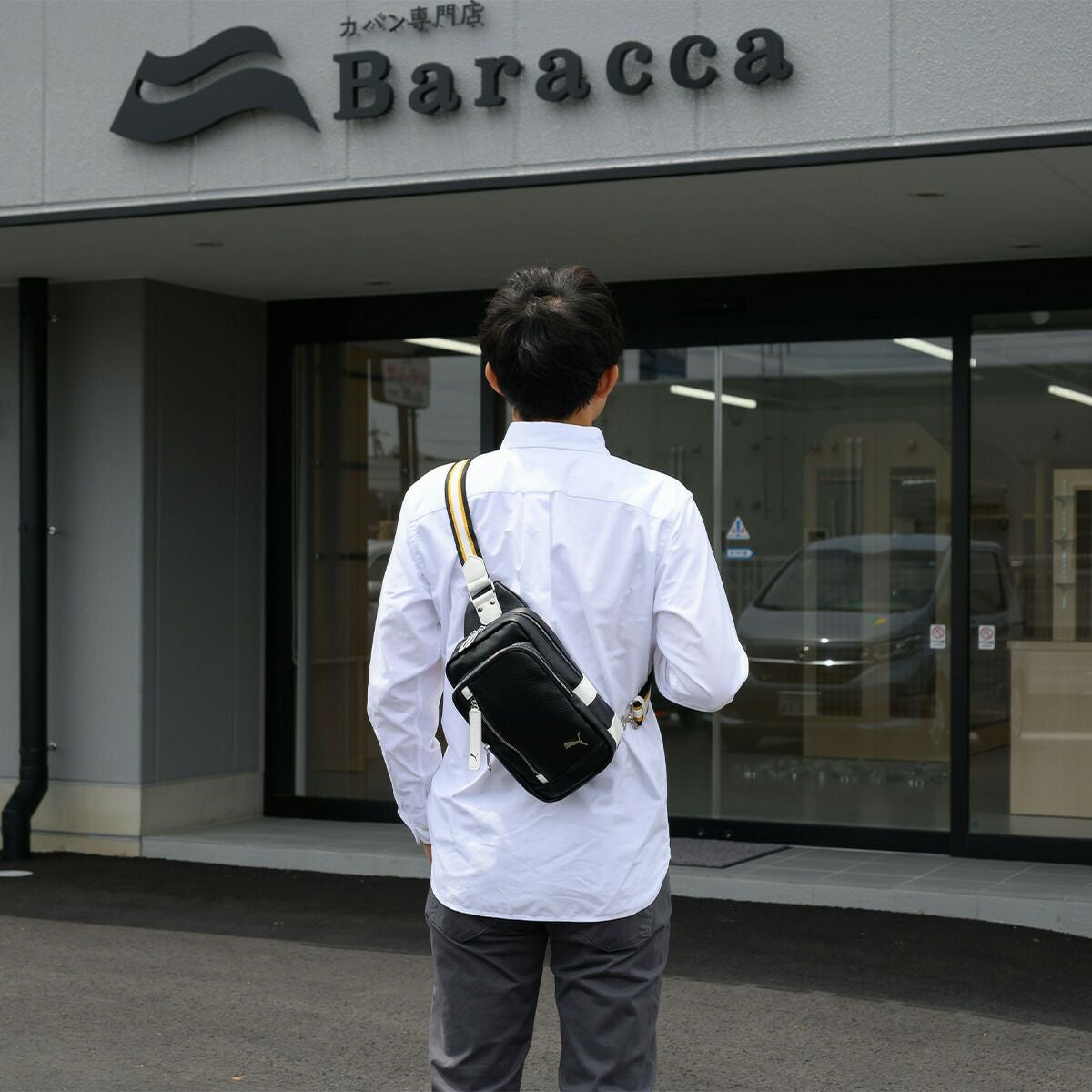 PUMAボディバッグプーマワンショルダーバッグショルダーバッグメンズレディースウエストバッグ斜め掛けななめ掛け大容量カジュアル普段使い人気スポーティシンプルおしゃれJ20317