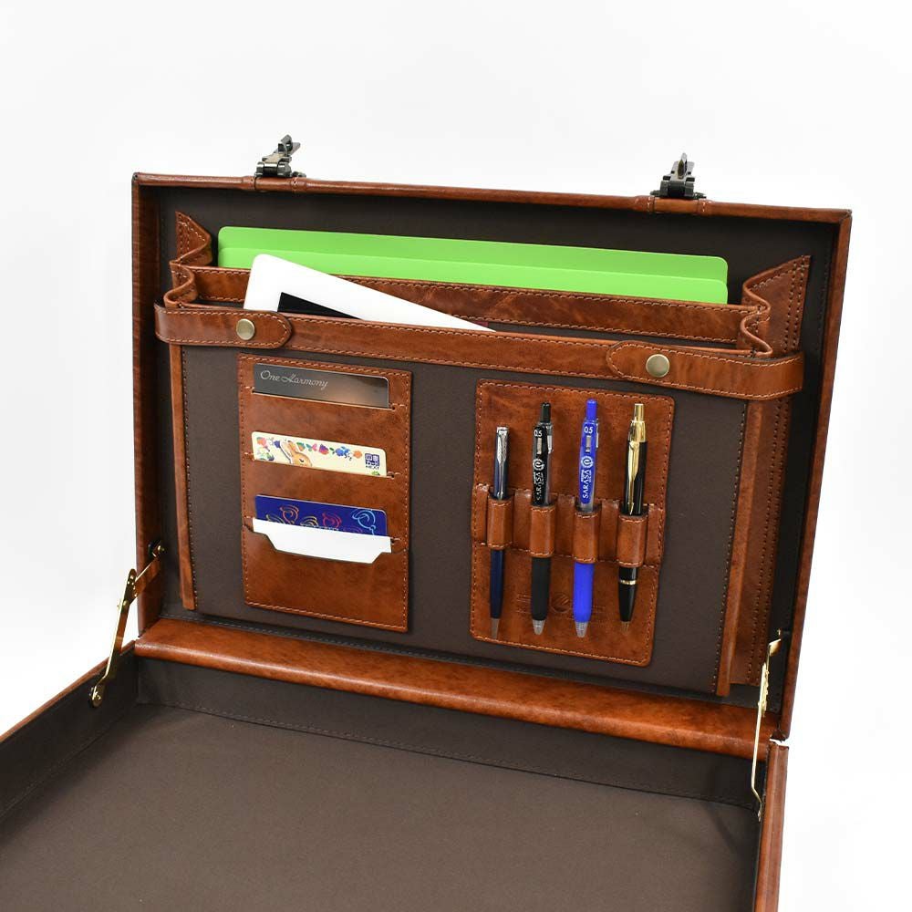 【10%OFFクーポン&P10倍】LugardラガードG3シリーズ本革アタッシュケースB4サイズB4LGg5241|ビジネスバッグビジネスバックアタッシェケースメンズメンズバックバッグバックかばんカバン鞄日本製国産牛革青木鞄AOKIハード