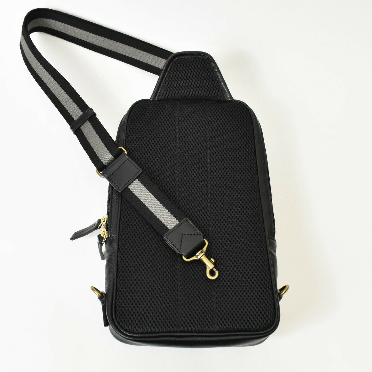 【10%OFFクーポン&P10倍】カステルバジャックCASTELBAJACロンド・シリーズ本革レザーワンショルダーボディバッグボディバックショルダーバッグショルダーバックショルダーメンズ