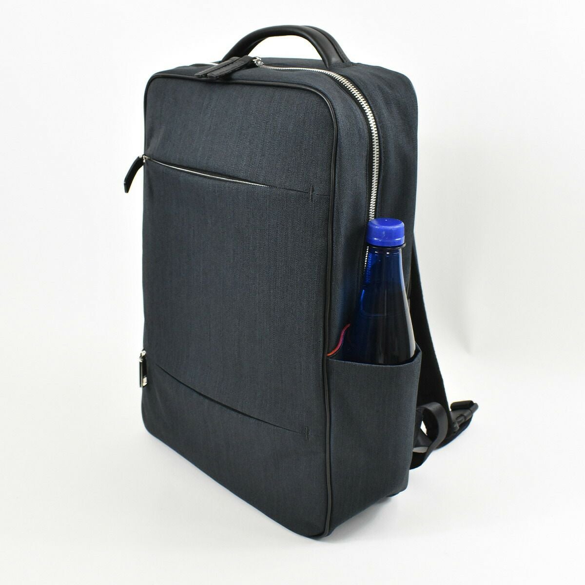 IS/IT(イズイット)ルシェル・シリーズビジネスリュックA4ファイルサイズ