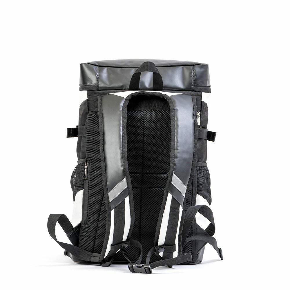 OUTDOORPRODUCTSトーランス・シリーズボックス型リュックサック30L