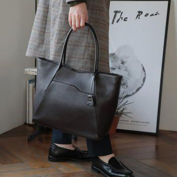 PIDピーアイディーセルヴァ本革トートバッグキズが付きにくい角シボ加工牛革ビジネストート通勤カバン本革ビジネスバッグA4ビジネス