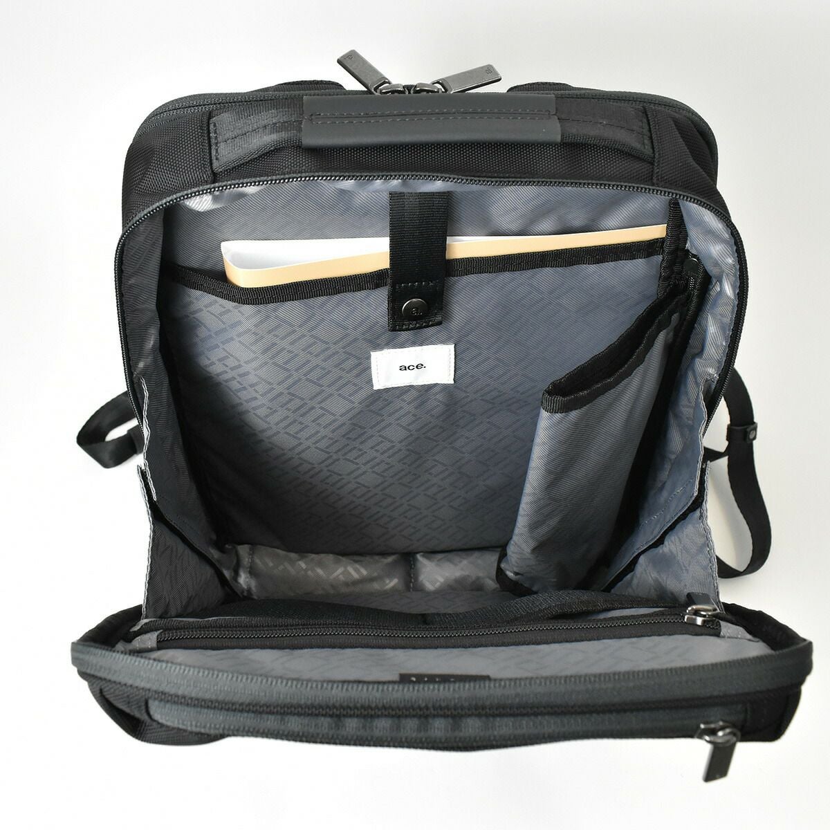 【ポイント10倍】ace.GENE(エースジーンレーベル)ガジェタブルCBビジネスリュックA4サイズメンズ自転車防水撥水通勤パソコン収納２気室おしゃれかっこいいブラック黒ネイビー|リュックリュックサックバックパックバッグバックビジネスかばんacegene