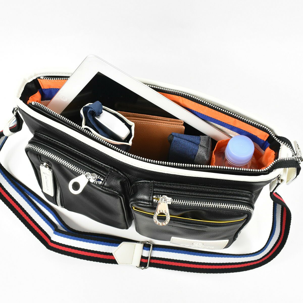 【10%OFFクーポン&P10倍】カステルバジャックCASTELBAJACローレンショルダーバッグA4ジャストサイズ撥水防汚ユニセックス男女兼用メンズレディース斜めがけショルダーショルダーバックショルダー