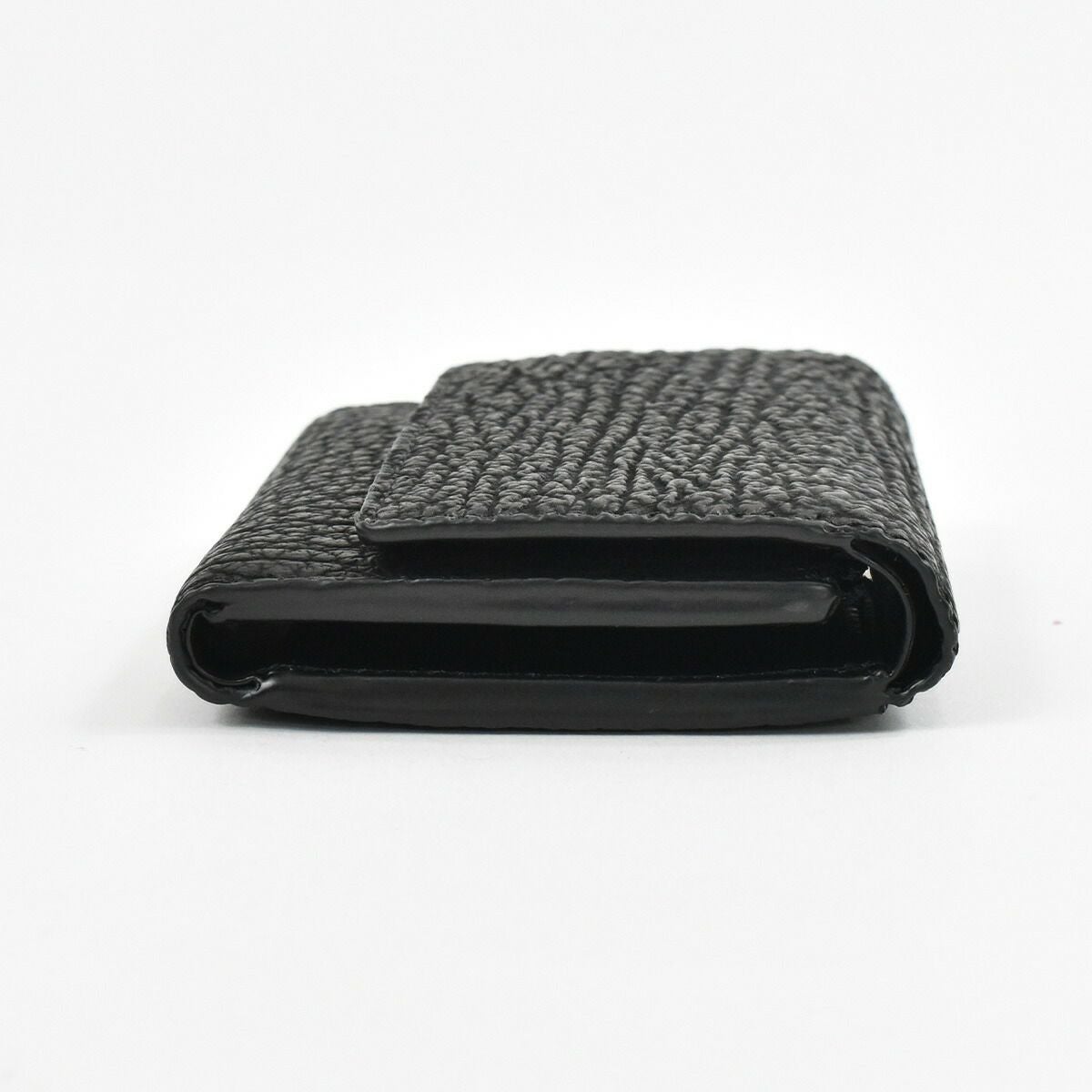 【ポイント最大33倍★6/18限定】KUBERA9981クベラ9981KUBERAクベラ三つ折り財布三つ折り財布ミニ財布3つ折り鮫革本革サメ革シャークメンズレディースEXOTIC小銭入れ付きコンパクトブランド彼氏メンズ財布日本製おしゃれギフトプレゼント51305