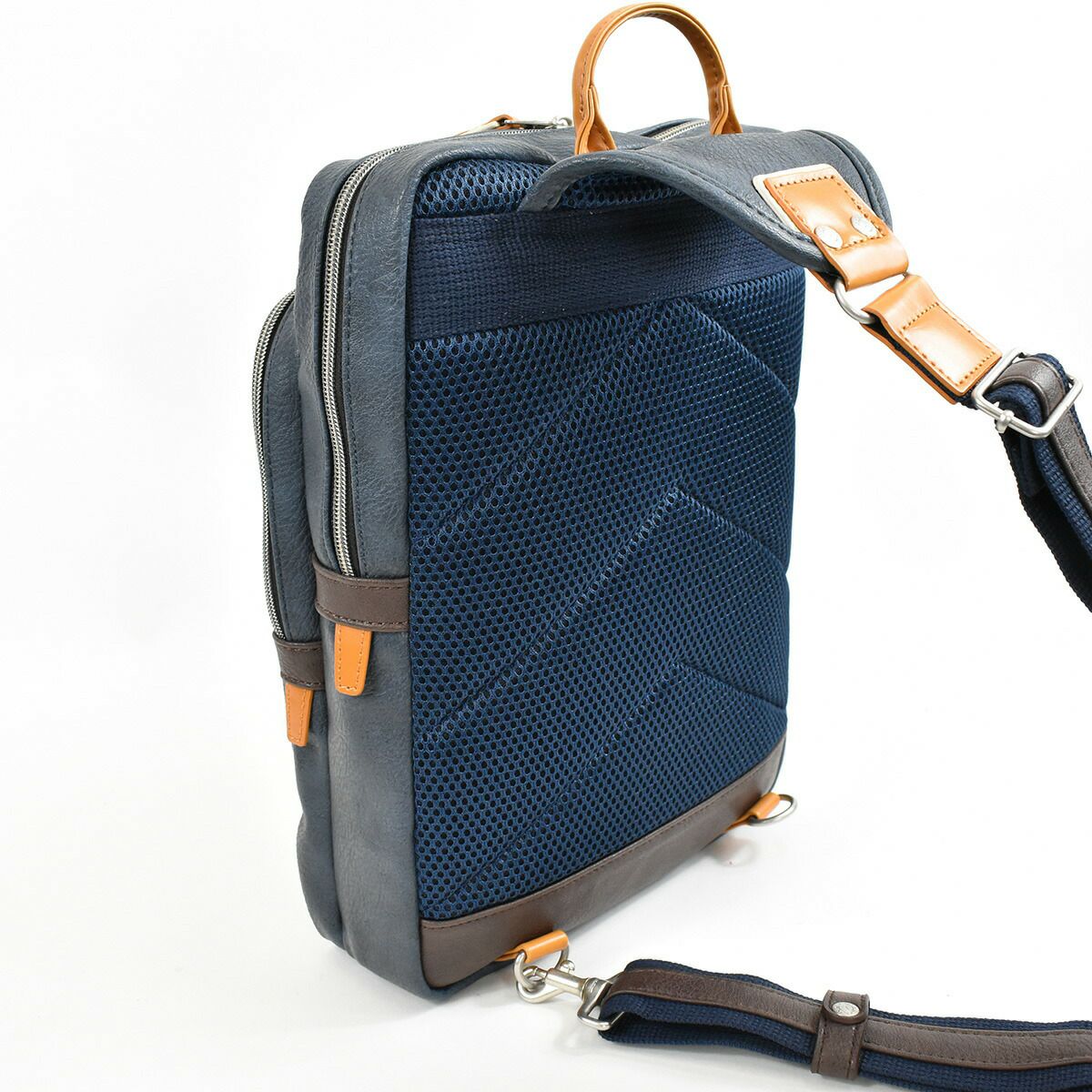 【ポイント最大30倍】MOUSTACHEムスタッシュボディバッグA4メンズレディースボディバックショルダーバッグショルダーバック斜めがけ斜め掛けタブレット収納おしゃれかっこいい人気通学軽量A4サイズブランド大きめ大人合皮YVQ5998