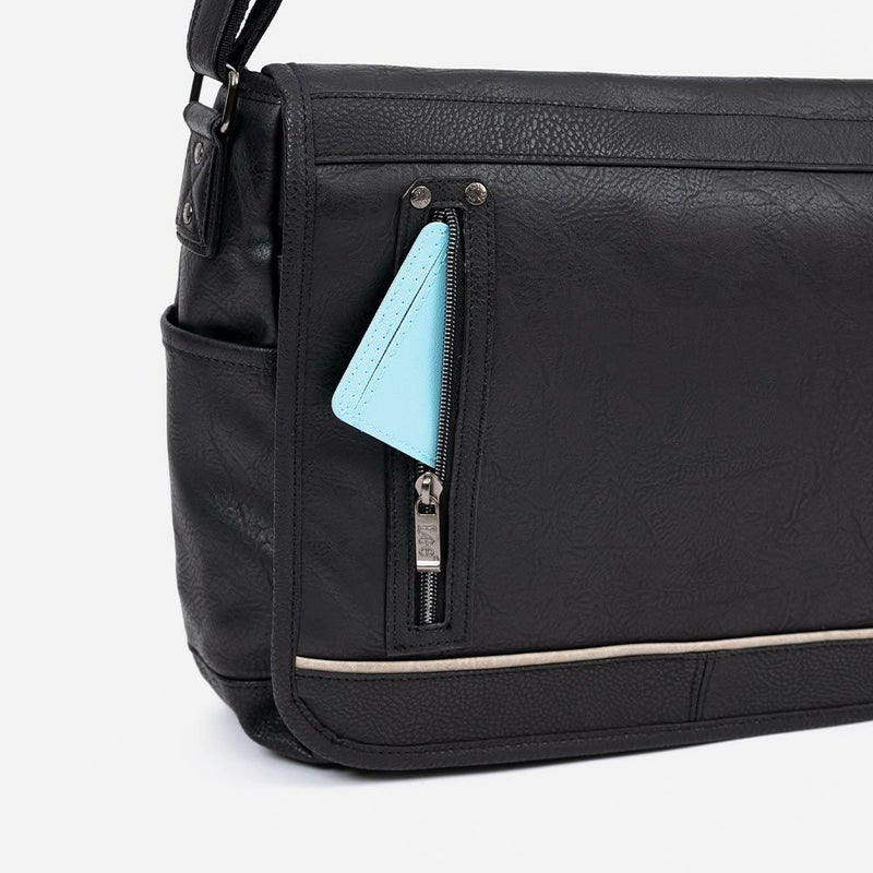 【ポイント最大38倍|10/5限定】LeeリーショルダーバッグバッグA4メンズレディースブランドショルダーバッグボディバッグ斜め掛けバッグ斜めがけバッグ肩掛けカバン斜めがけ斜め掛け人気かっこいいシンプル大人おしゃれ合皮320-3104