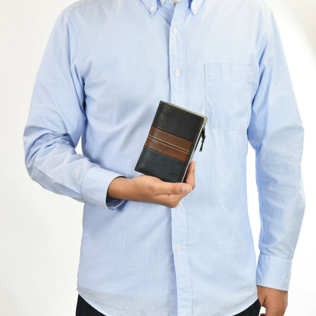 【ポイント最大25倍】ムスタッシュmoustacheミドルウォレット財布二つ折り財布二つ折り2つ折り本革革レザーメンズレディースレンジナ折りたたみラウンドファスナーブランドおしゃれ縦型タテ型人気大容量ギフトプレゼントDBR-5409