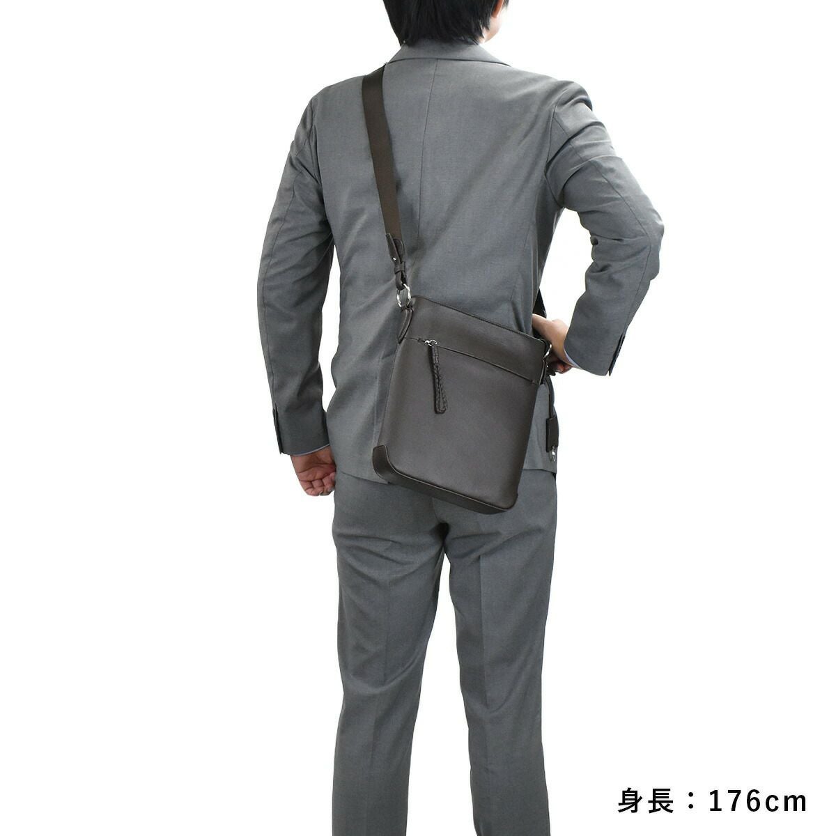 【ポイント最大25倍】P.I.Dピーアイディー本革ショルダーバッグビジネスメンズB5防水撥水エクリール本革ショルダーバッグショルダーバッククラッチバッグ通勤通学レザー革ブランドカジュアルPIDピー・アイ・ディーpaz103