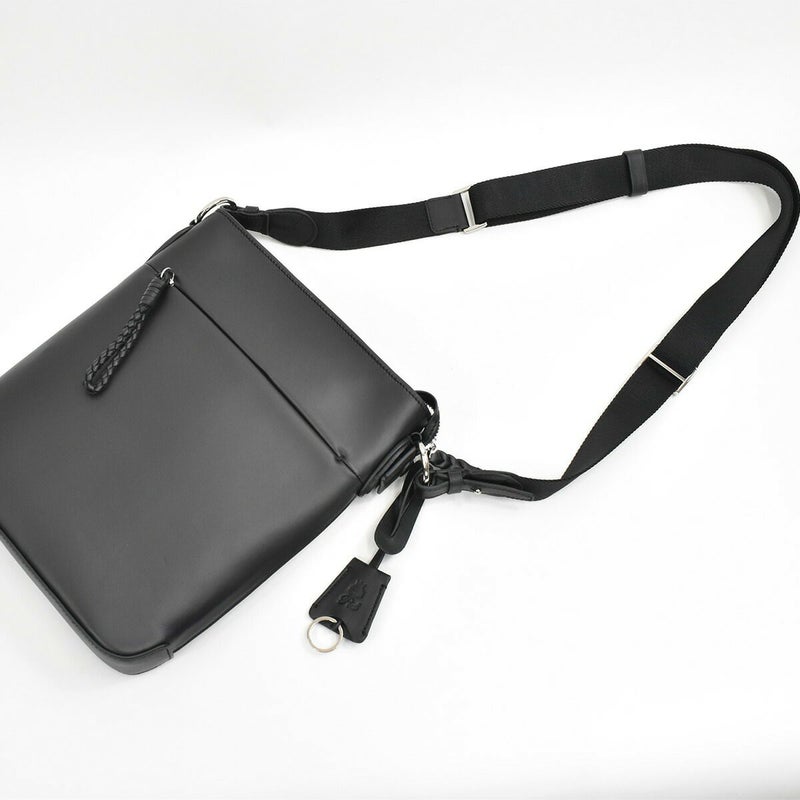 【ポイント最大25倍】P.I.Dピーアイディー本革ショルダーバッグビジネスメンズB5防水撥水エクリール本革ショルダーバッグショルダーバッククラッチバッグ通勤通学レザー革ブランドカジュアルPIDピー・アイ・ディーpaz103