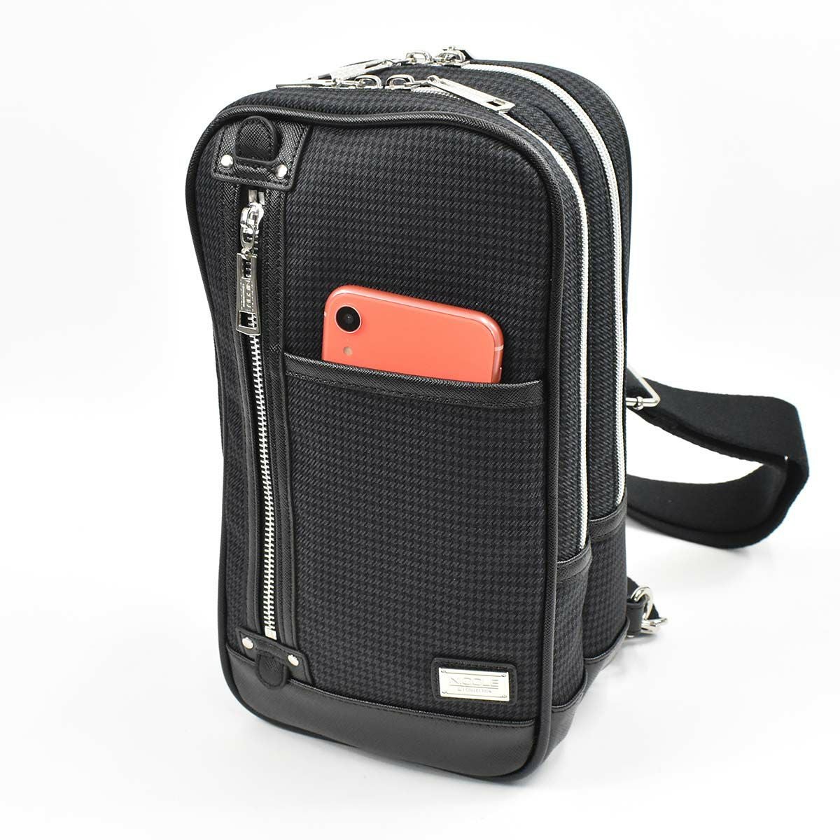 【エントリーで全員19倍★11/4～】ニコルNICOLEボディバッグワンショルダーバッグメンズレディースボディバックショルダーバッグショルダーワンショルダー斜め掛けバッグ斜めがけバッグ大人ブランドおしゃれかっこいい大人大きい大きめNIL230