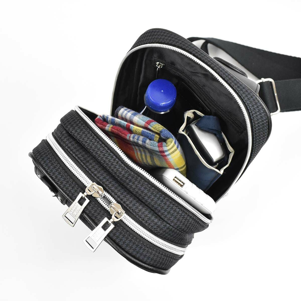 【エントリーで全員19倍★11/4～】ニコルNICOLEボディバッグワンショルダーバッグメンズレディースボディバックショルダーバッグショルダーワンショルダー斜め掛けバッグ斜めがけバッグ大人ブランドおしゃれかっこいい大人大きい大きめNIL230