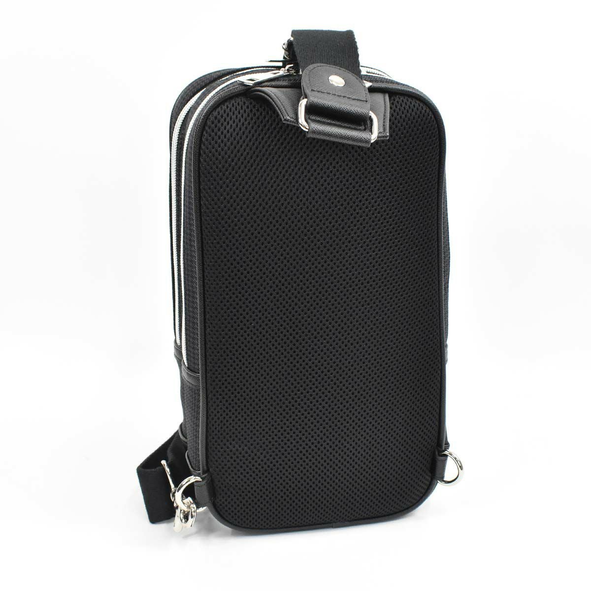 【エントリーで全員19倍★11/4～】ニコルNICOLEボディバッグワンショルダーバッグメンズレディースボディバックショルダーバッグショルダーワンショルダー斜め掛けバッグ斜めがけバッグ大人ブランドおしゃれかっこいい大人大きい大きめNIL230