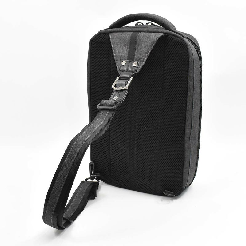 【ポイント最大29倍|12/18限定】ムスタッシュボディバッグA4サイズ大容量MOUSTACHEショルダーバッグメンズレディースボディショルダーバックボディバックブランド人気軽量かっこいいおしゃれ大きい大きめA4iPad収納MDP-0650