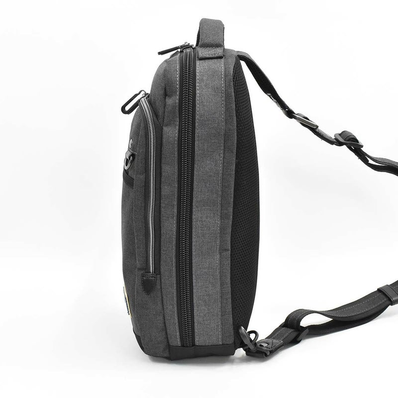 【ポイント最大29倍|12/18限定】ムスタッシュボディバッグA4サイズ大容量MOUSTACHEショルダーバッグメンズレディースボディショルダーバックボディバックブランド人気軽量かっこいいおしゃれ大きい大きめA4iPad収納MDP-0650