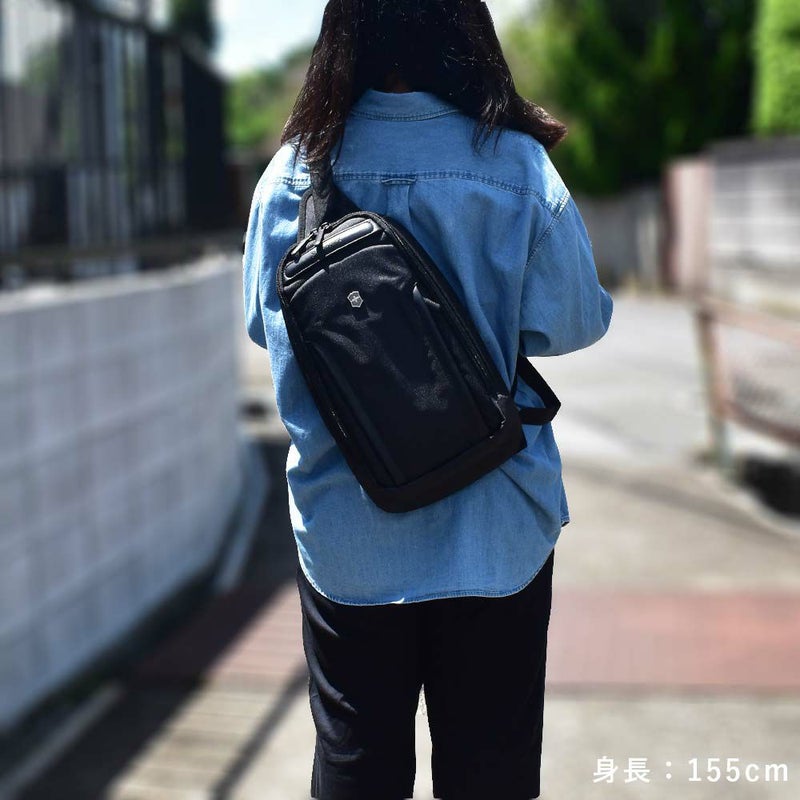 【ポイント最大37倍|7/20限定】ビクトリノックスボディバッグVICTORINOXB5タブレットスリングワンショルダーバッグショルダーバッグメンズレディースボディーバックおしゃれかっこいいブランド大人大容量大きめ黒ブラック日本正規品606796