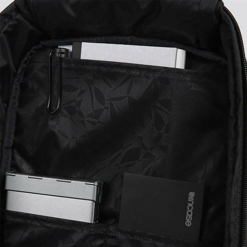 【9/1限定★エントリーで全員21倍】Incaseリュック正規品ICONLitePackインケースバックパックB4メンズレディースアイコンスリムパックナイロンPCリュックビジネスリュック通勤通学コンパクト3717101037171014