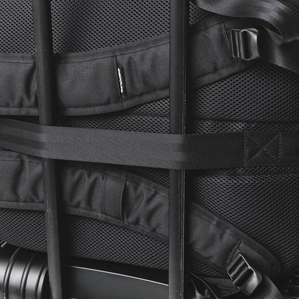 【9/1限定★エントリーで全員21倍】IncaseインケースリュックCampusCompactBackpack正規品バックパック2WAYB4メンズレディースビジネスリュック通勤通学出張大容量人気カジュアルおしゃれ137203053001