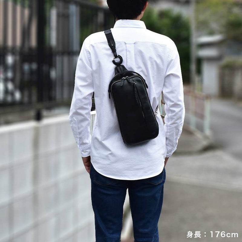 【ポイント最大34.5倍】P.I.Dボディバッグ本革メンズピーアイディー撥水エクリール本革ボディバッグボディバックショルダーバッグワンショルダーバッグ通勤通学ビジネスレザー革ブランドカジュアルPIDピー・アイ・ディーPAZ105