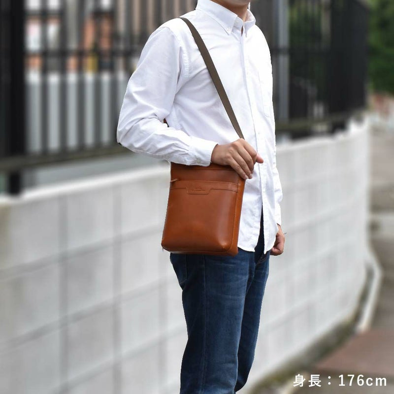 【ポイント最大34.5倍】JOYAショルダーバッグ本革メンズ小さめジョヤ本革ショルダーバッグショルダーバック斜め掛けバッグ斜めかけバッグ肩掛けカバン革レザー大人休日軽いブランドコンパクト40代50代60代J4210