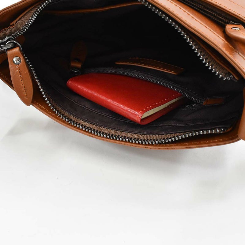 【ポイント最大34.5倍】JOYAショルダーバッグ本革メンズ小さめジョヤ本革ショルダーバッグショルダーバック斜め掛けバッグ斜めかけバッグ肩掛けカバン革レザー大人休日軽いブランドコンパクト40代50代60代J4210