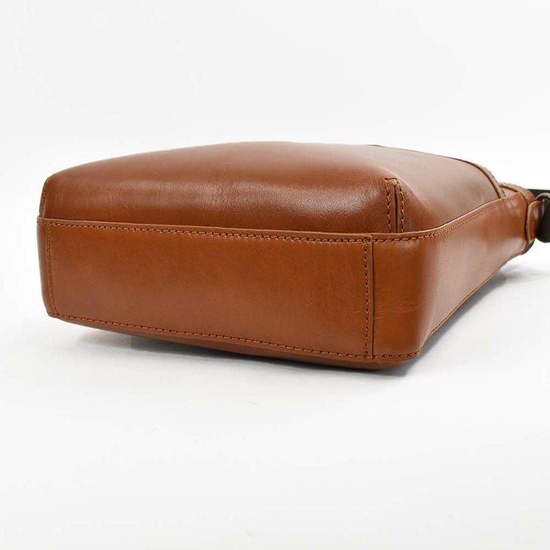 【ポイント最大34.5倍】JOYAショルダーバッグ本革メンズ小さめジョヤ本革ショルダーバッグショルダーバック斜め掛けバッグ斜めかけバッグ肩掛けカバン革レザー大人休日軽いブランドコンパクト40代50代60代J4210