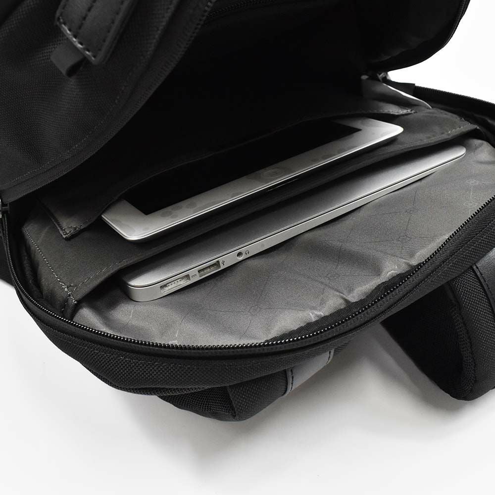 ビクトリノックスリュックビジネスリュックVICTORINOXA415Lワークス・プロフェッショナルコーデュラバッグビジネスバッグメンズレディースブランド人気通勤611474