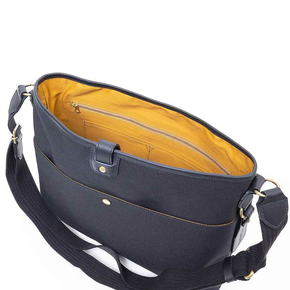 シルバーレイククラブショルダーバッグストリームA4日本製SILVERLAKECLUBメンズレディースバッグショルダーバックショルダー斜めがけ斜め掛け肩掛けカバンブランド大人425102