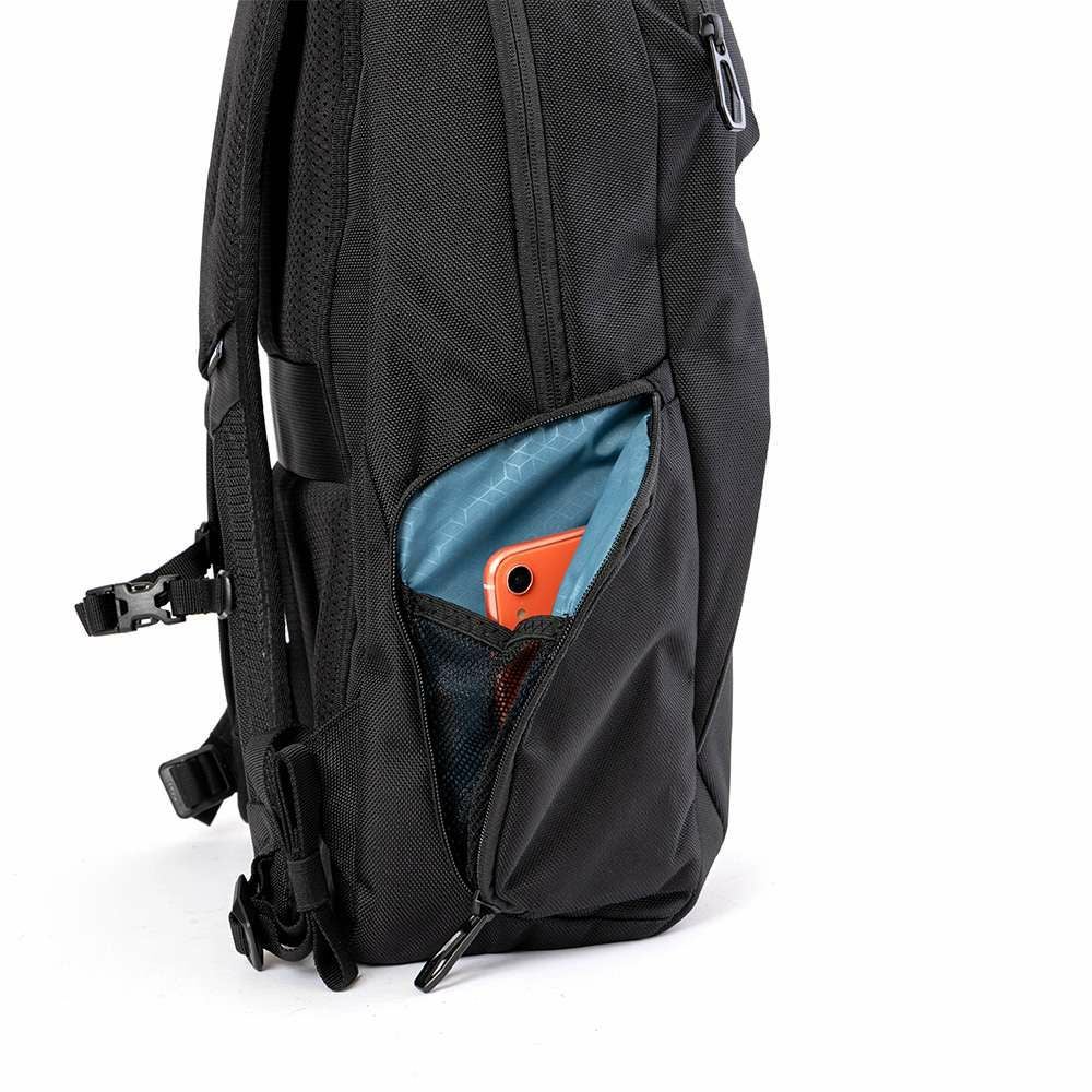 ThuleリュックスーリーA423LAccentBackpackバックパックバッグビジネスリュックPC収納パソコン収納15.6インチメンズレディースブランド3204813