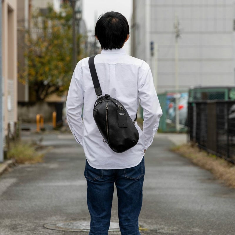 JOYAボディバッグ本革防水メンズ大きめジョヤ本革ボディバッグワンショルダーバック斜め掛けバッグ防水バッグ革レザー本革バック大人休日ブランド40代50代60代J4843