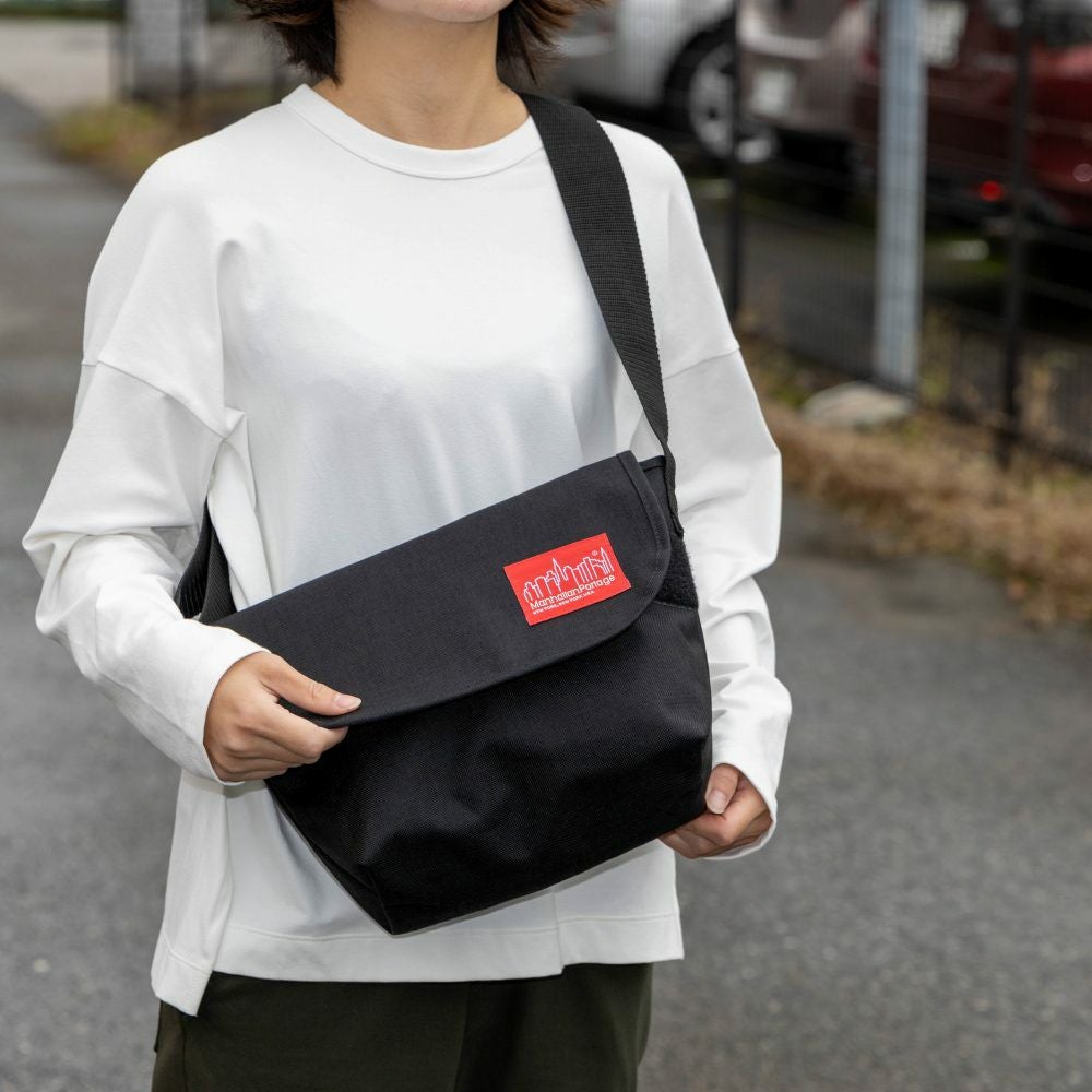 マンハッタンポーテージショルダーバッグB5ManhattanPortageメンズレディース大きめ大容量ショルダーバックショルダーブランド斜めがけ斜め掛け大人人気CasualMessengerBagJRMP1605JR