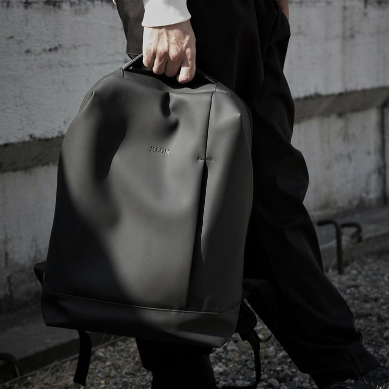 KLONリュッククローンメンズレディースMATTECOATEDRUCKSACK-BOD16Lバックパックリュックサック通学通勤撥水おしゃれブラック黒モノトーン
