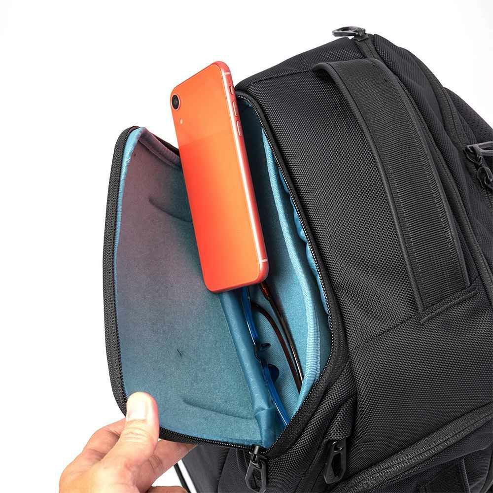 ThuleリュックスーリーB428LAccentBackpackバックパック大容量バッグビジネスリュックパソコン収納15.6インチメンズレディースブランド3204814