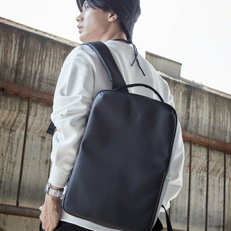 KLONリュッククローンメンズレディースKLONMATTECOATEDRUCKSACK-SQ11Lバックパックリュックサック小さめ通学通勤撥水おしゃれブラック黒