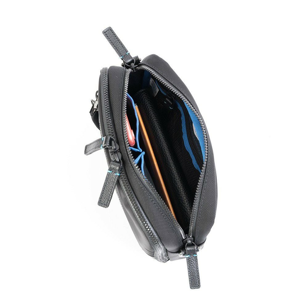ランバンオンブルーショルダーバッグB5LANVINenBleuショート大容量大きめメンズレディースブランド大人おしゃれ人気スマートショルダーバック斜めかけバッグ斜め掛けバッグ564121