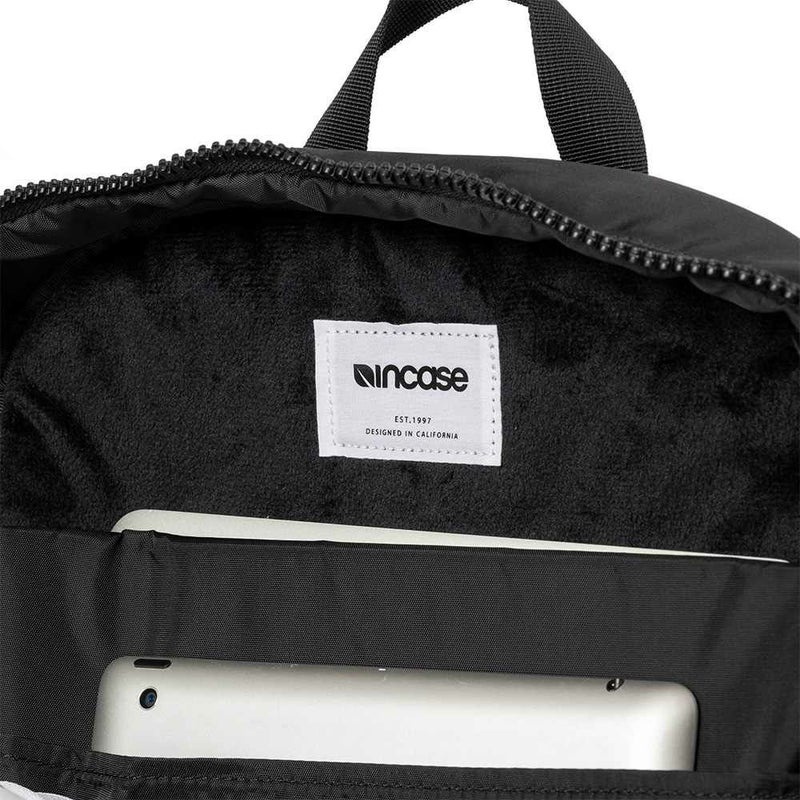 IncaseインケースリュックCampassBackpack正規品B4メンズレディースビジネスリュックコンパスバックパック通勤通学大容量人気カジュアルおしゃれ3719100637191007