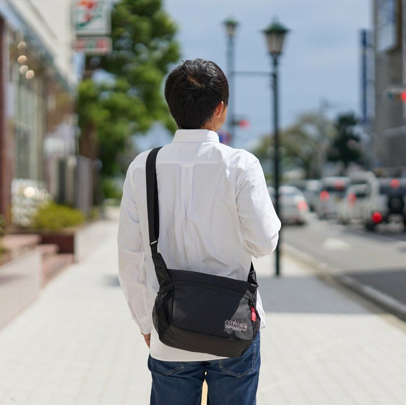 マンハッタンポーテージショルダーバッグManhattanPortageメンズレディースショルダーバックブランド斜めがけ大人おすすめおしゃれ人気大きめ大容量軽い軽量VelocityActionBagMP6042CDRSP