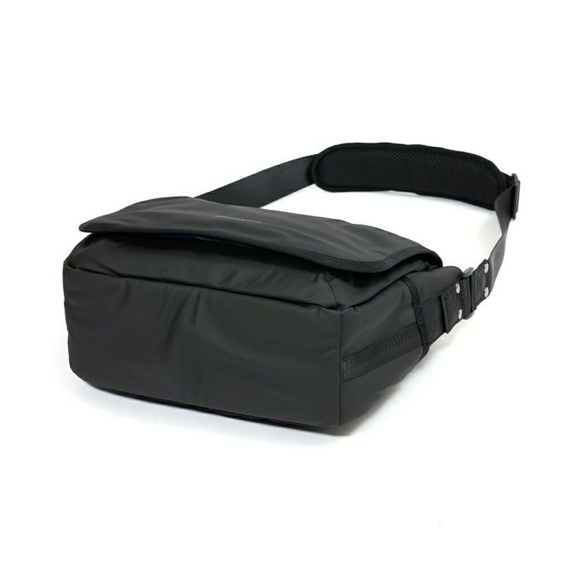 MOUSTACHEショルダーバッグムスタッシュB5メンズレディースショルダーショルダーバック斜めがけ斜め掛けおしゃれかっこいいカジュアル人気通学軽量ブランド大人小さめ30代40代50代MJT-4573