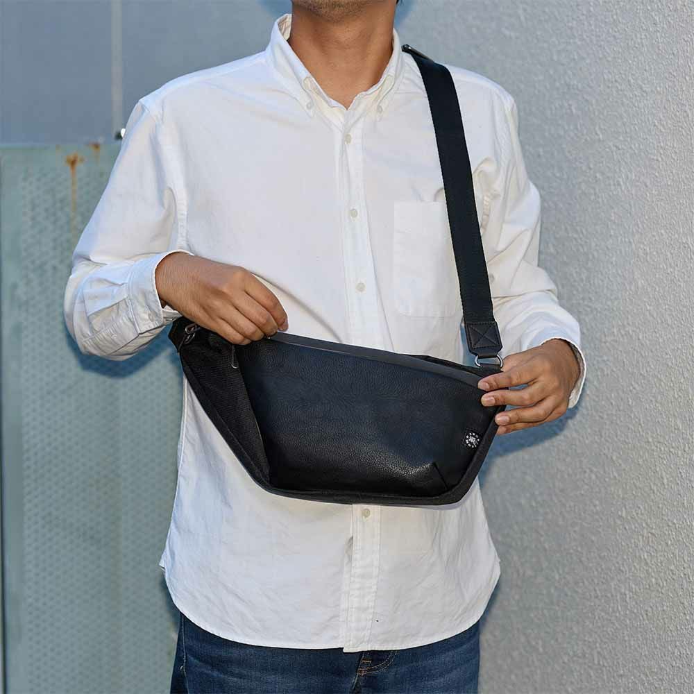 MOUSTACHEボディバッグウエストバッグムスタッシュメンズレディースショルダーバッグワンショルダーバッグボディバック大容量かっこいい40代50代60代JFH0370