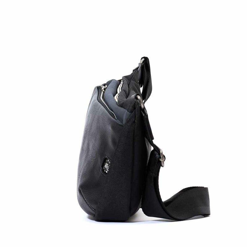 MOUSTACHEボディバッグウエストバッグムスタッシュメンズレディースショルダーバッグワンショルダーバッグボディバック大容量かっこいい40代50代60代JFH0370