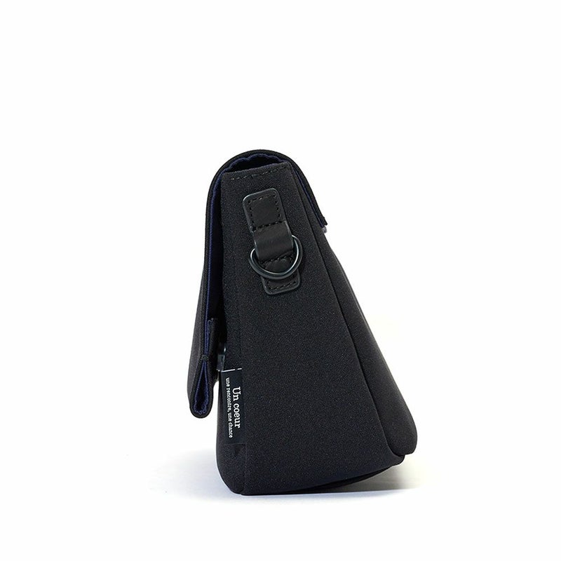 UncoeurショルダーバッグアンクールショルダーバックTOROIITORO2メンズレディースバッグおしゃれシンプルブランドおすすめ人気ブラック無地撥水TORO2K902003N