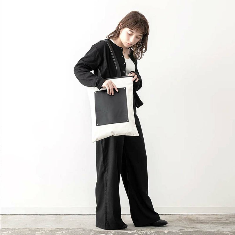 KLONトートバッグクローンメンズレディースPORTRAITCANVASTOTEBAGBLACKWHITE肩掛けカバンおしゃれ通学通勤ブラック黒ホワイト白